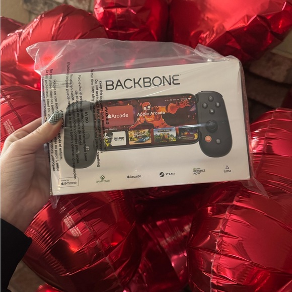 Backbone One Mobile Gaming Controller - Picture 2 of 5